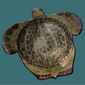 Hand Painted Art Pottery Sea Turtle Bowl Signed By The Artist 2014